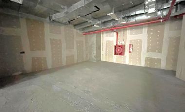 ARRIENDO Local Comercial de 178,48 m2, Metro Manuel Montt,