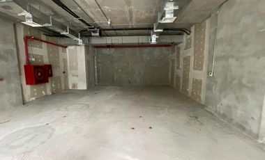 ARRIENDO Local Comercial de 95,52 m2, Metro Manuel Montt,