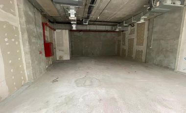 ARRIENDO Local Comercial de 95,52 m2, Metro Manuel Montt,