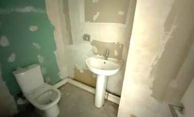 ARRIENDO Local Comercial de 95,52 m2, Metro Manuel Montt,