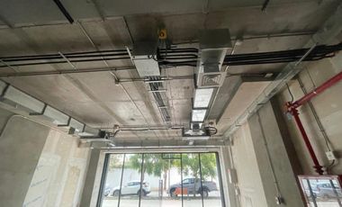 ARRIENDO Local Comercial de 95,52 m2, Metro Manuel Montt,