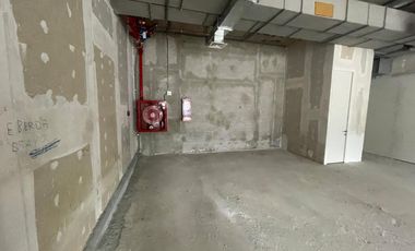 ARRIENDO Local Comercial de 113,18 m2, Metro Manuel Montt,