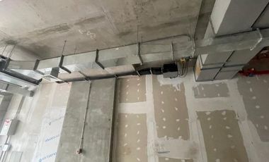 ARRIENDO Local Comercial de 113,18 m2, Metro Manuel Montt,