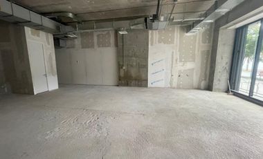 ARRIENDO Local Comercial de 113,18 m2, Metro Manuel Montt,