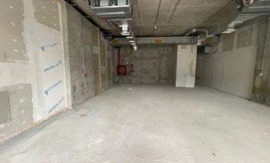 ARRIENDO Local Comercial de 113,18 m2, Metro Manuel Montt,