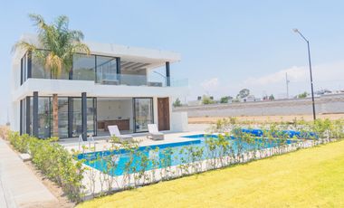Venta de lotes de 119 m2 en Residencial 4 vientos, Cuautlancingo $ 999,600 mxn