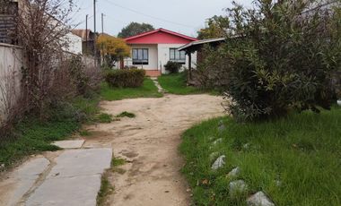 Se arrienda casa ideal institución