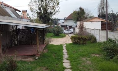 Se arrienda casa ideal institución