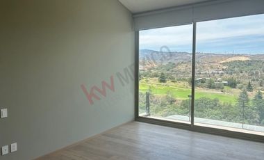 Casa con vistas panorámicas en Renta en Bosque Real