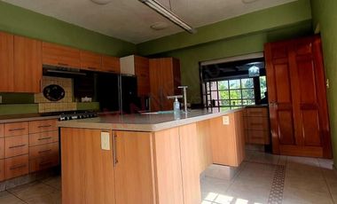 Residencia venta en Tepoztlán Mor.