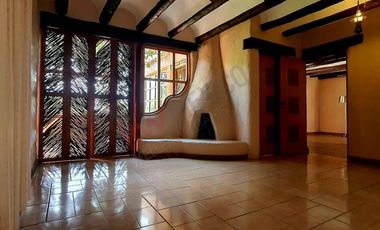 Residencia venta en Tepoztlán Mor.