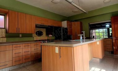 Residencia venta en Tepoztlán Mor.