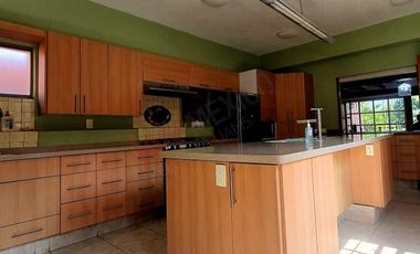 Residencia venta en Tepoztlán Mor.