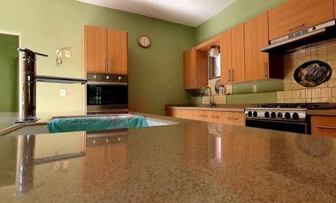 Residencia venta en Tepoztlán Mor.