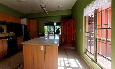 Residencia venta en Tepoztlán Mor.