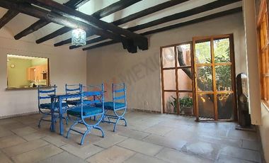 Residencia venta en Tepoztlán Mor.