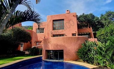 Residencia venta en Tepoztlán Mor.