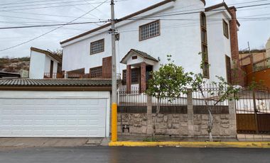 CASA VENTA EN COLONIA RAFAEL CASTELLANOS, GOMEZ PALACIO, DGO.