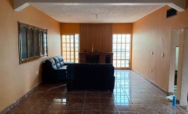 CASA VENTA EN COLONIA RAFAEL CASTELLANOS, GOMEZ PALACIO, DGO.