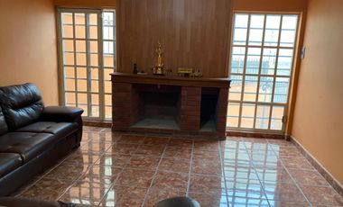 CASA VENTA EN COLONIA RAFAEL CASTELLANOS, GOMEZ PALACIO, DGO.