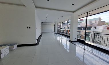 PH EN RENTA, DE 2 PISOS EN LOMAS DE CHAPULTEPEC