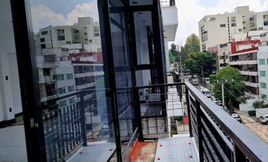 PH EN RENTA, DE 2 PISOS EN LOMAS DE CHAPULTEPEC