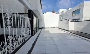 PH EN RENTA, DE 2 PISOS EN LOMAS DE CHAPULTEPEC