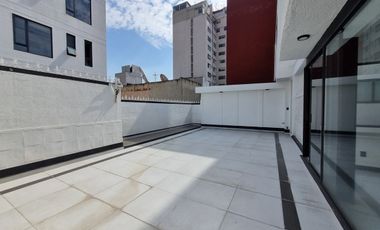 PH EN RENTA, DE 2 PISOS EN LOMAS DE CHAPULTEPEC