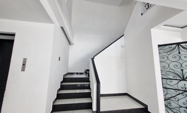 PH EN RENTA, DE 2 PISOS EN LOMAS DE CHAPULTEPEC