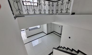 PH EN RENTA, DE 2 PISOS EN LOMAS DE CHAPULTEPEC