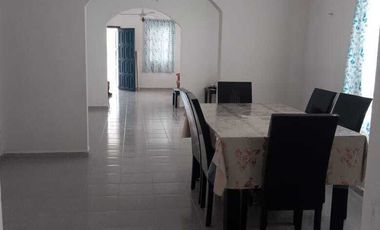 Venta de dos casas contiguas frente al mar en Telchac Puerto