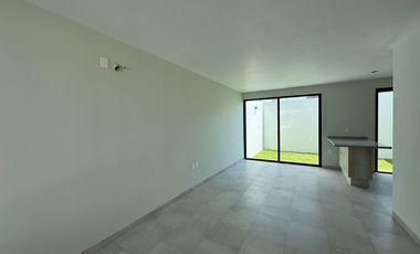 Hermosa Casa Nueva en Coto con Amenidades de Lujo.