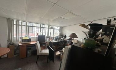 ALQUILER LOCAL COMERCIAL EN  URDESA CENTRAL, AMPLIO 829 M 2 (CMC)