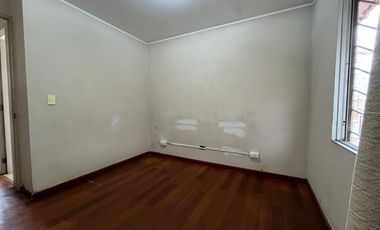 Casa de 2 Dormitorios con estacionamiento
