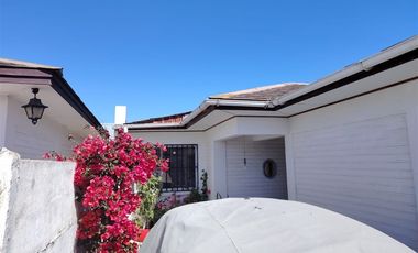 Casa en Venta en Av. Raul Bitran
