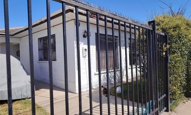 Casa en Venta en Av. Raul Bitran