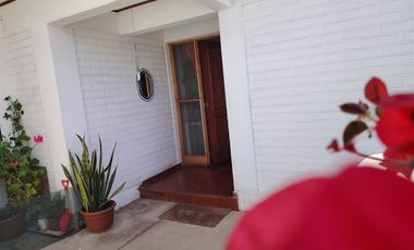 Casa en Venta en Av. Raul Bitran