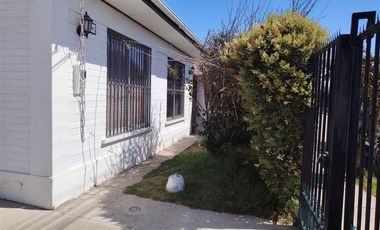 Casa en Venta en Av. Raul Bitran