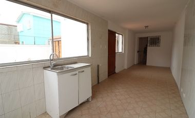 Casa en Venta en AL LLEGAR A CALLE GUACOLDA