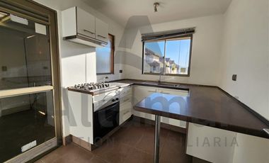 Casa en Arriendo en avda Guillermo Ulriksen