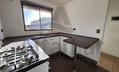 Casa en Arriendo en avda Guillermo Ulriksen