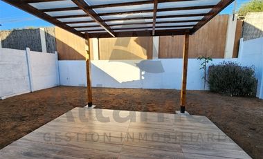 Casa en Arriendo en avda Guillermo Ulriksen