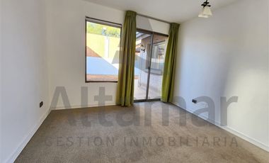Casa en Arriendo en avda Guillermo Ulriksen