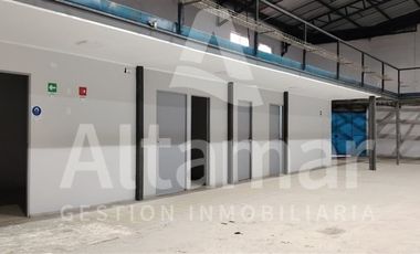 Local Comercial en Venta en Santa Rosa esquina Santa Elena, detrás de Ceduc