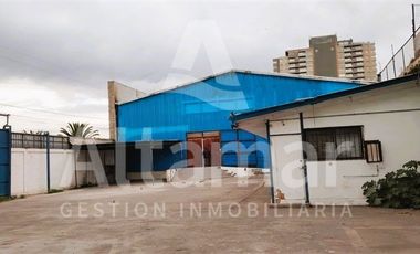 Local Comercial en Venta en Santa Rosa esquina Santa Elena, detrás de Ceduc