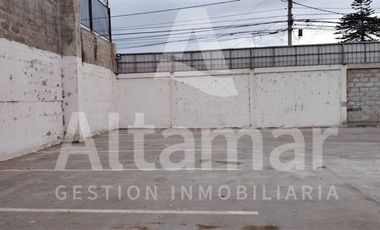 Local Comercial en Venta en Santa Rosa esquina Santa Elena, detrás de Ceduc