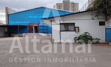 Local Comercial en Venta en Santa Rosa esquina Santa Elena, detrás de Ceduc