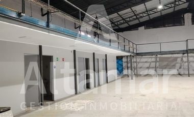 Local Comercial en Venta en Santa Rosa esquina Santa Elena, detrás de Ceduc