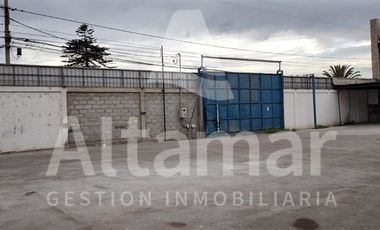 Local Comercial en Venta en Santa Rosa esquina Santa Elena, detrás de Ceduc