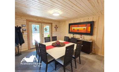 CASA EN RENTA EN AVNDARO